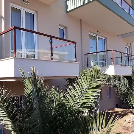 Zannis 3* Rethymno (Crete)