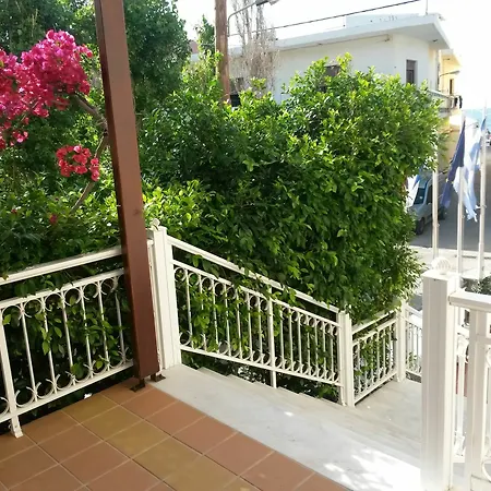 Aparthotel Zannis