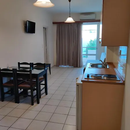 Aparthotel Zannis 3*